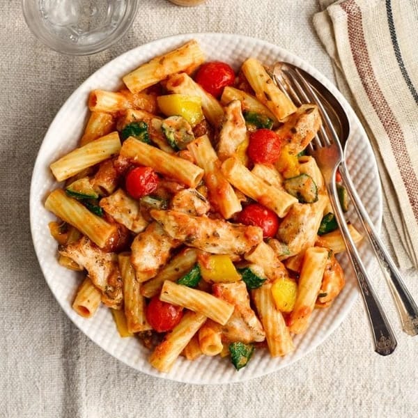 Fresh paneer pasta available for online order at Foodwizo